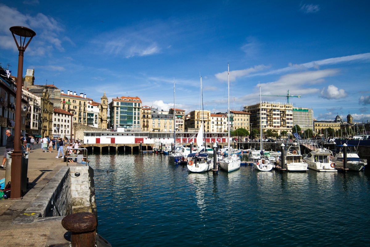 Getaria harbour at dusk