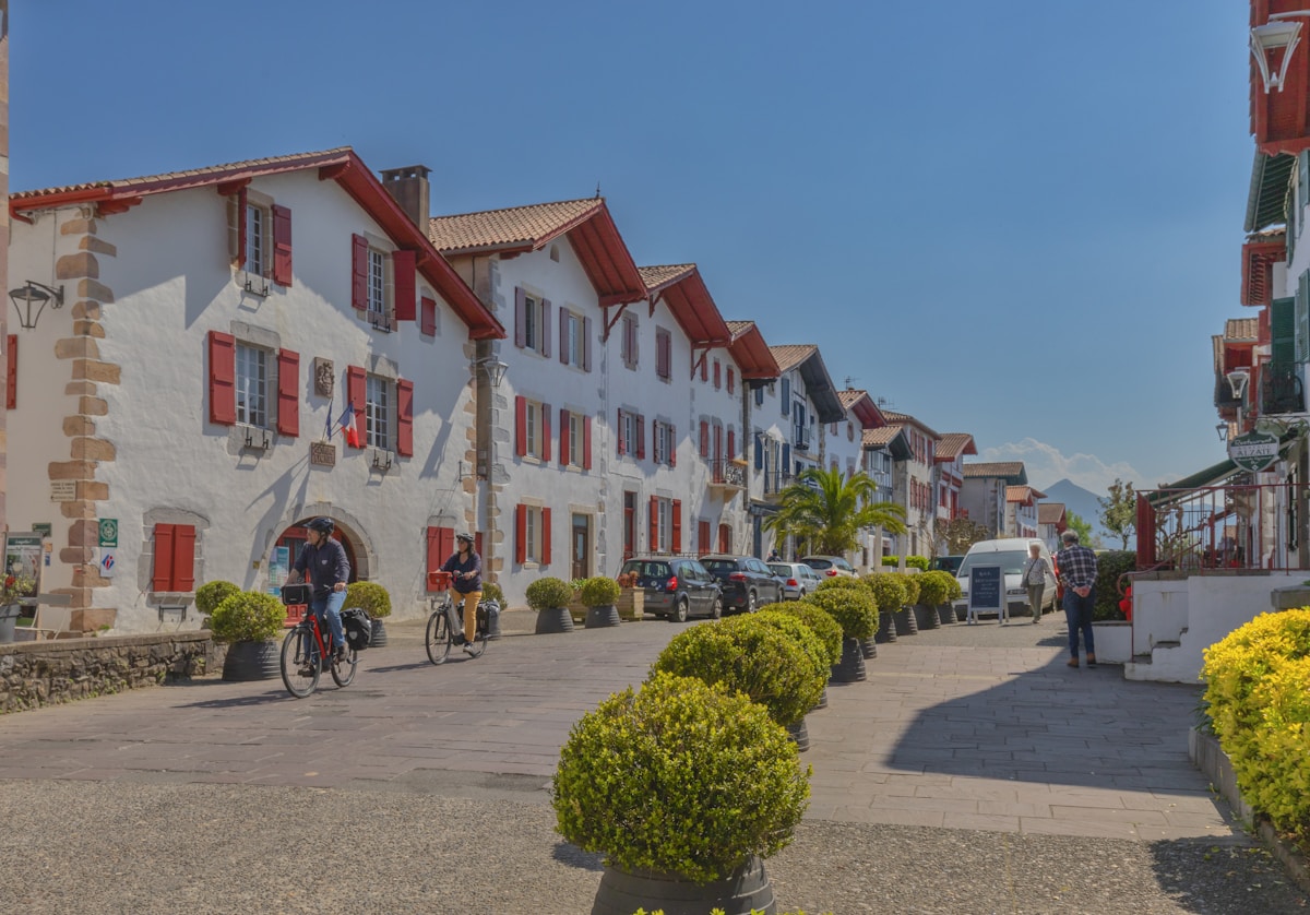 Hondarribia old town above the harbour
